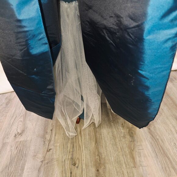 Mori Lee Iridescent Teal Halter Ballgown | Prom Perfection | Size 4 - Picture 13 of 16